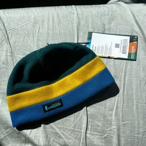 Cotopaxi beanie: Teca Fleece Beanie
Unisex OS
Deep Ocean Stripes